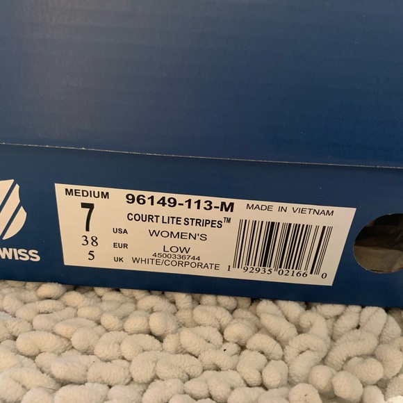 Women’s K-Swiss Court Lite Stripe Sneakers - Size 7 - Picture 4 of 6